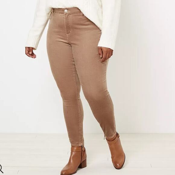 Loft. Size 28/6 . MODERN SKINNY Jeans Pink colored denim. Button & zip closure. - Picture 1 of 9
